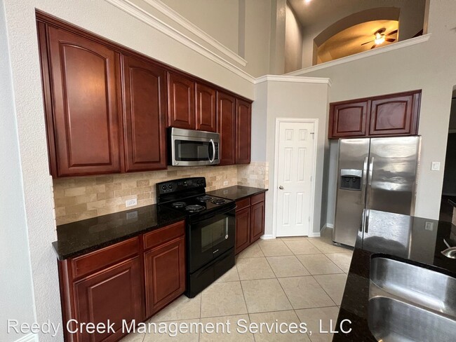 Building Photo - 3 br, 3.5 bath House - 4329 Peregrine Way