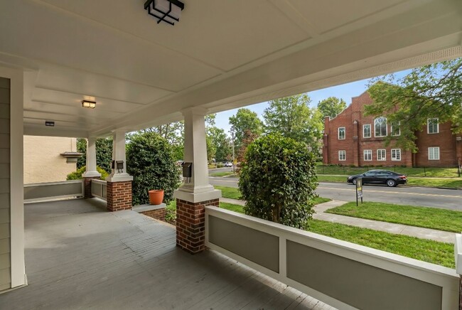 Building Photo - Trinity Park in Durham!