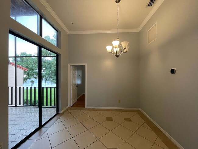 Building Photo - Spacious & Bright Lakeside with Private Ba...
