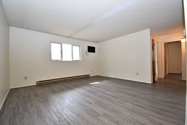 Foto del edificio - 2BR/1Ba, close to 7th Street, food truck c...