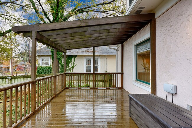 Foto del edificio - 1109 Randolph Ave SE