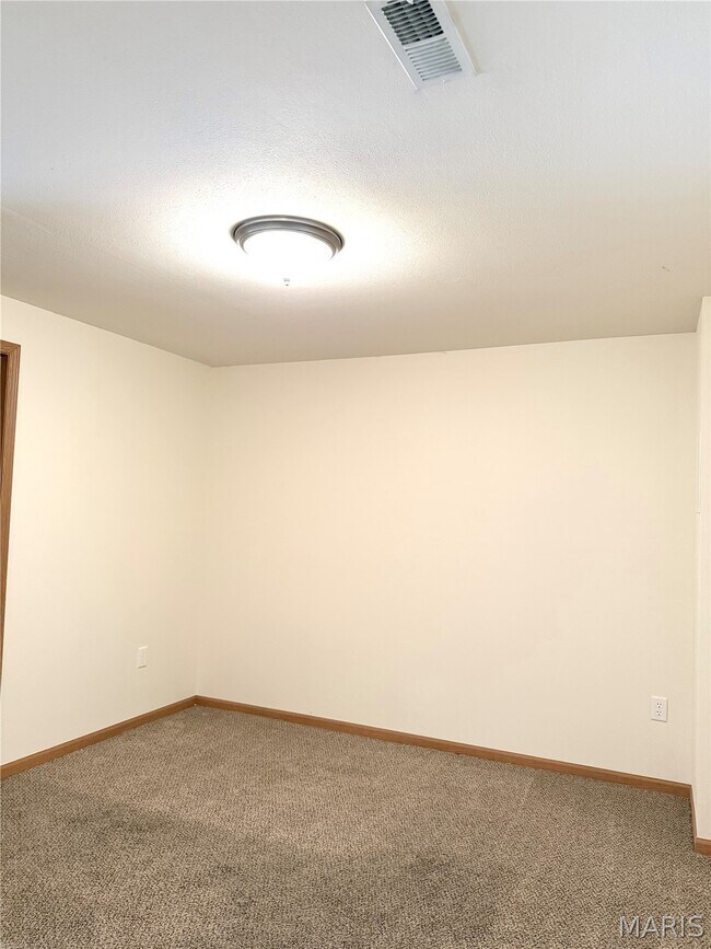 Building Photo - 1963 Nathan Ave