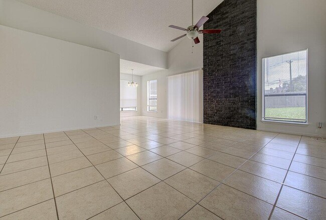Foto del edificio - 1200 Westcott Dr
