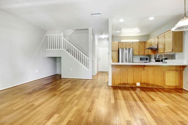 Foto del edificio - Move-In Ready Gem in Diamond Bar – Updated...