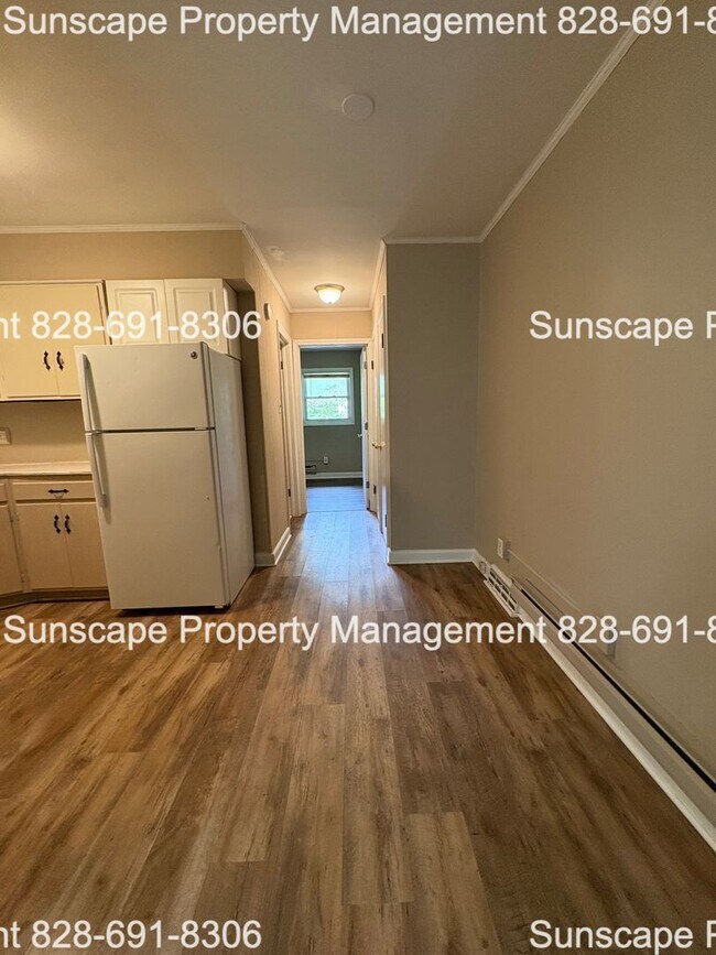 Foto del edificio - One bed one bath apartment