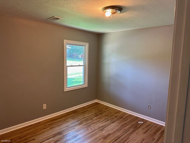 Building Photo - 3 br, 2 bath House - 3575 Debby Dr