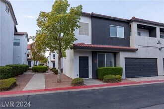 Building Photo - 540 W Horizon Ridge Pkwy