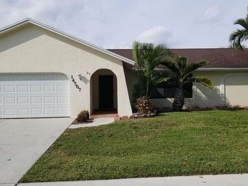 Building Photo - 14507 Larkspur Ln