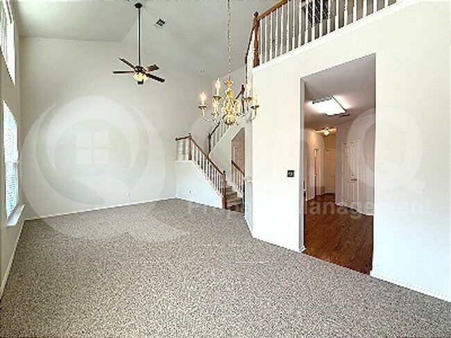 Building Photo - 8516 Brompton Dr