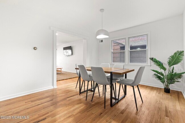 Building Photo - 282 Clermont Terrace