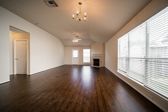 Foto del edificio - 3610 Liberty Square Trail