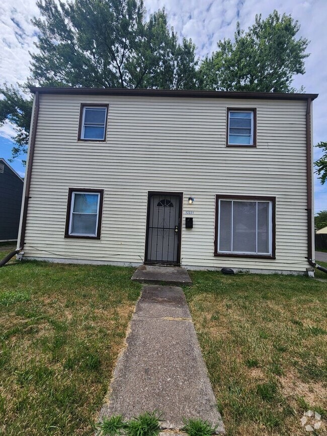 12221 Sobieski Ave