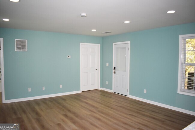 Foto del edificio - 3445 Anneewakee Falls Pkwy