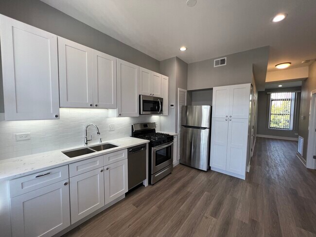 Foto del edificio - 1227 W Ohio St