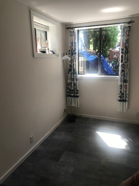 Foto del edificio - 4721 SW Admiral Way