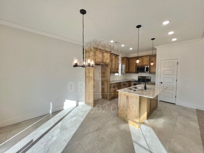 Building Photo - Tontitown- Single-Family Home- Stunning Ap...