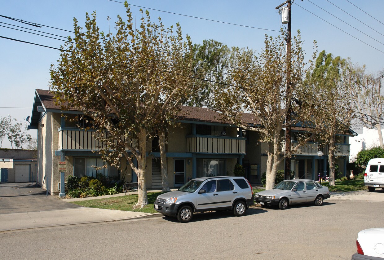 Foto del edificio - 14261 Edwards St