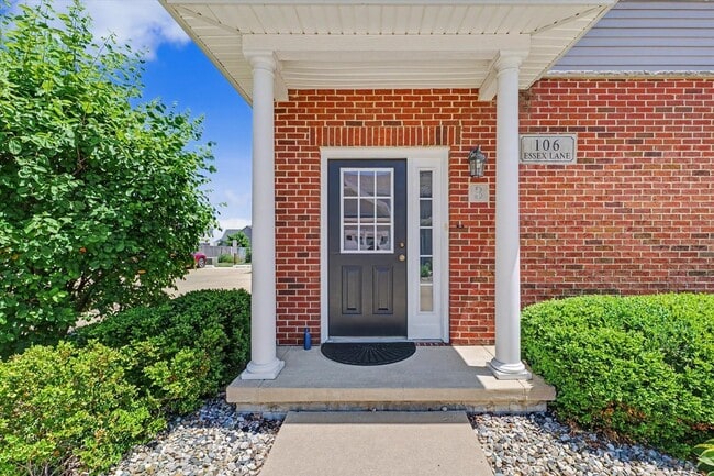Building Photo - 106 Essex Ln