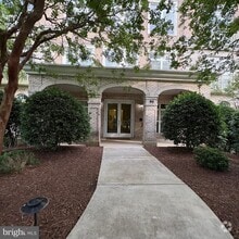 Building Photo - 810 Belmont Bay Dr