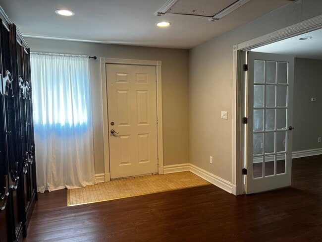 Building Photo - Charming 2BR House in Valparaiso