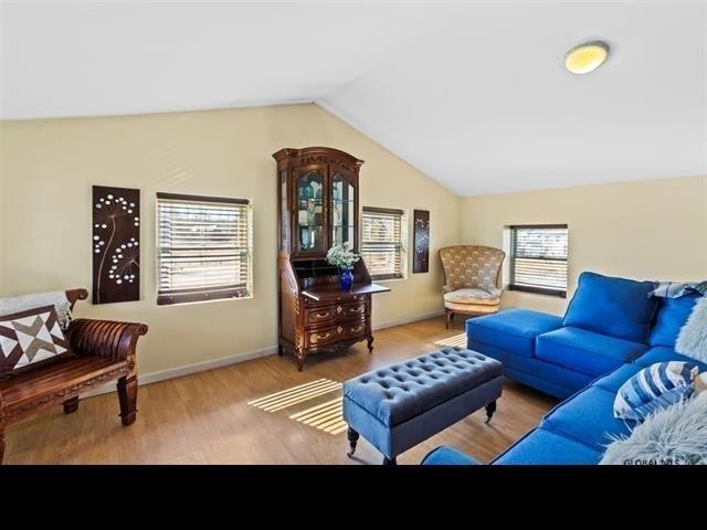 Building Photo - 1135 NY-295
