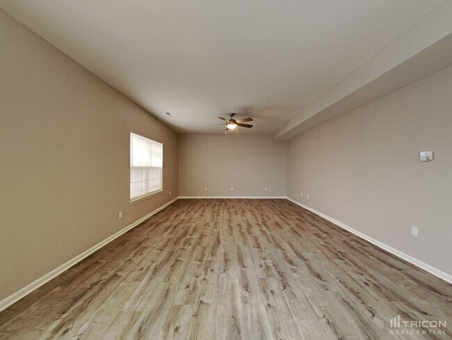 Building Photo - 176 Heartwood Hill
