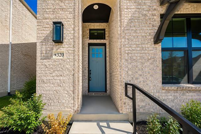Foto del edificio - 320 Walker Pkwy