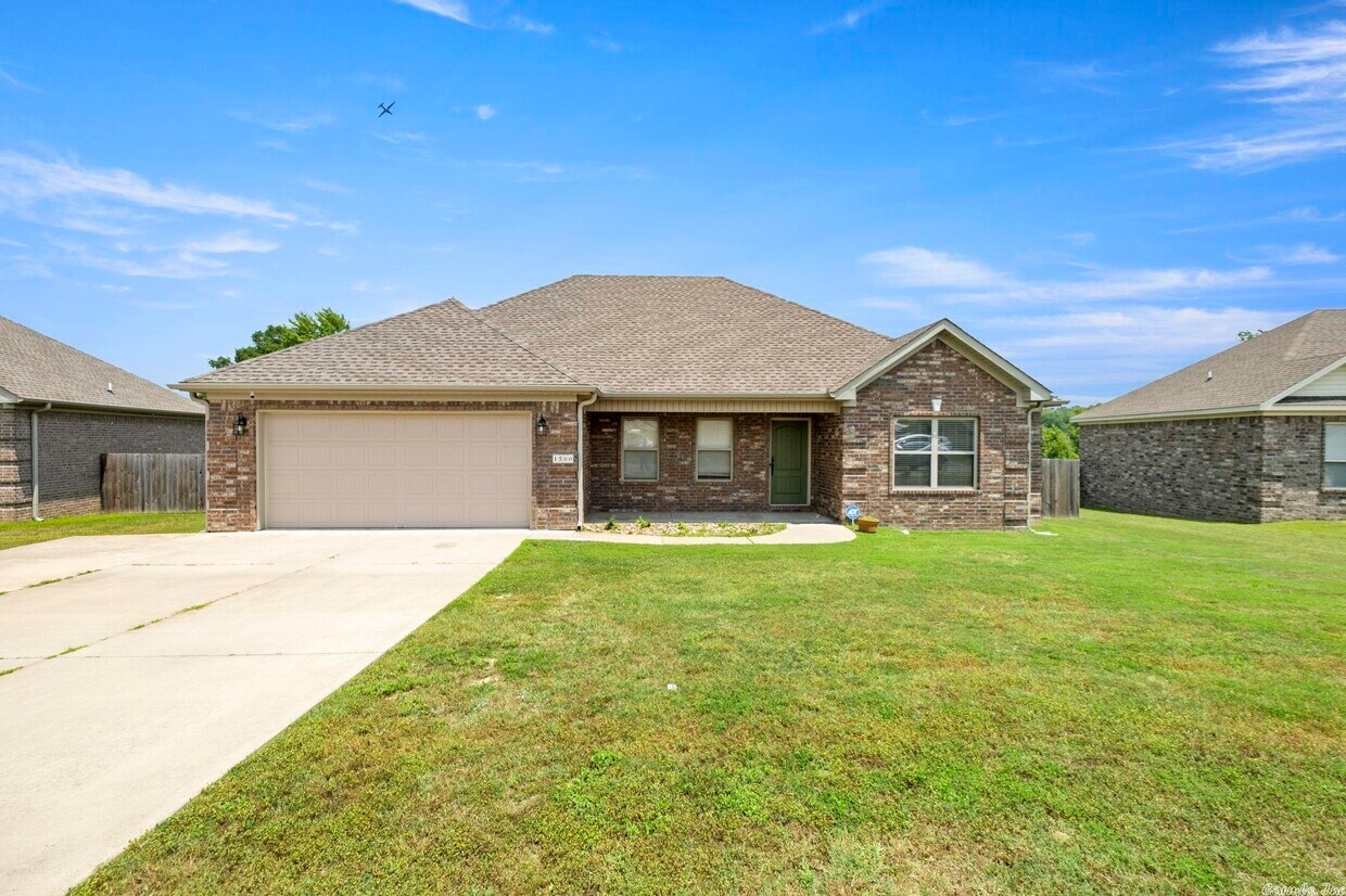 Foto principal - 1500 Puritan Dr