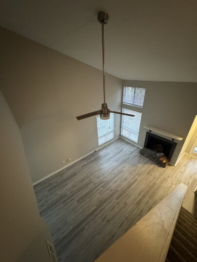Building Photo - North Hall Duplex Available Immediately!