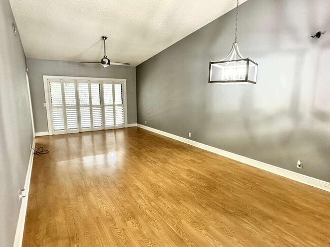 Foto del edificio - 2101 Sabal Ridge Ct