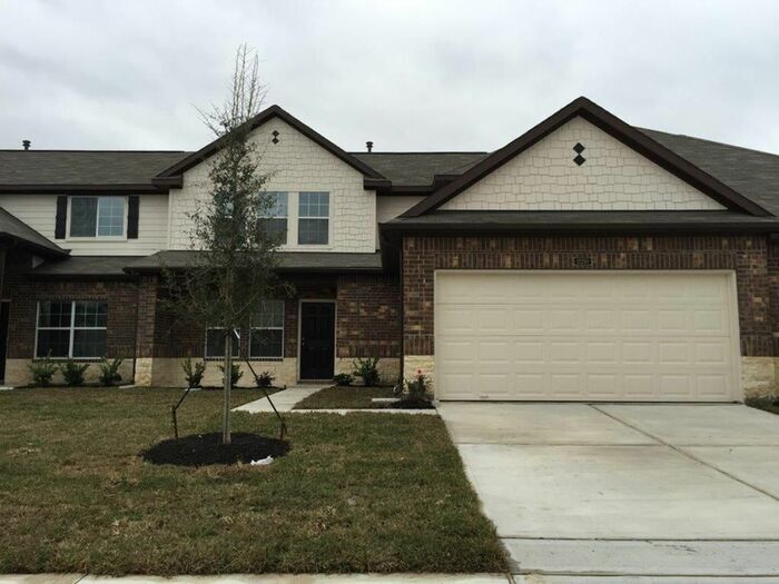 Foto principal - 12250 Maura Ln