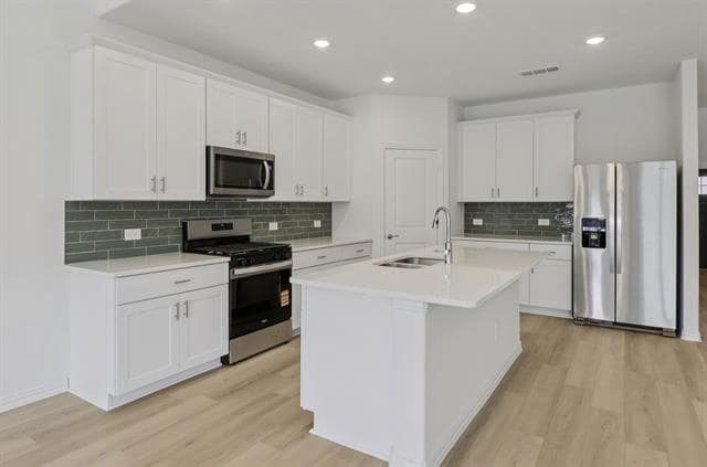 Building Photo - 603 Tidal Dr