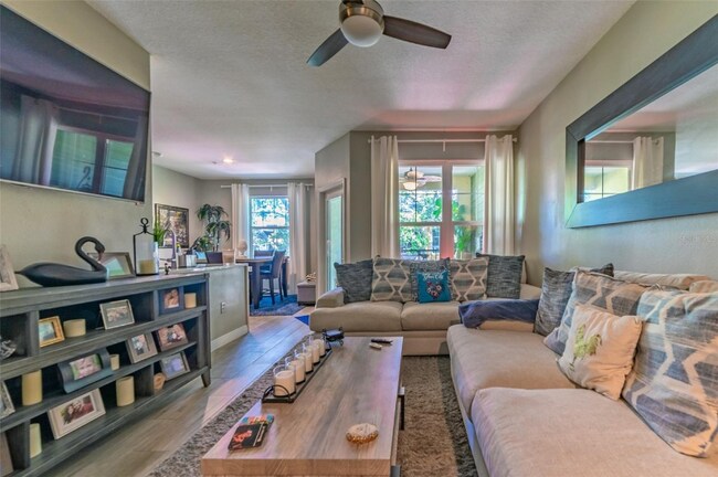 Foto del edificio - 1910 E Palm Ave