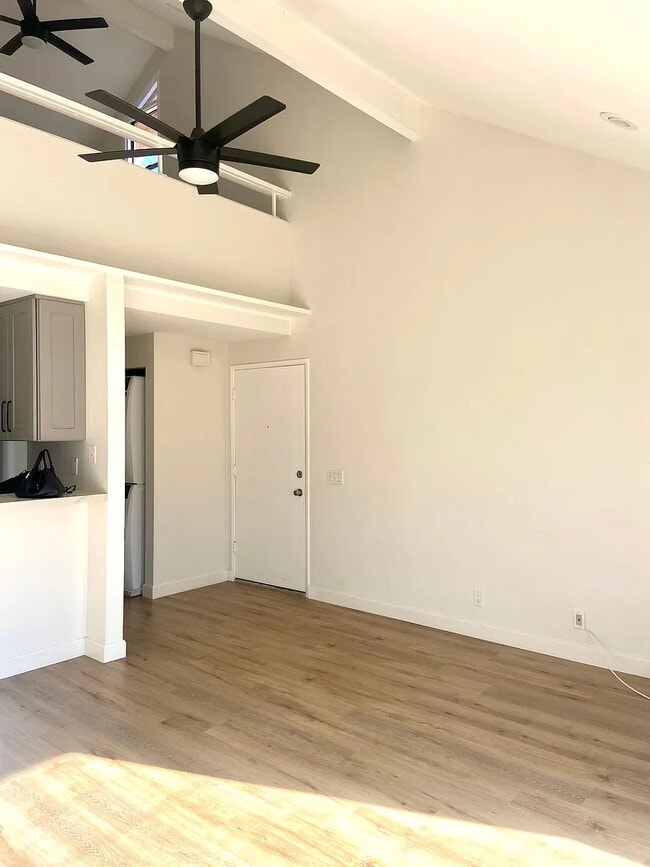 Foto del edificio - 501 Orange Blossom