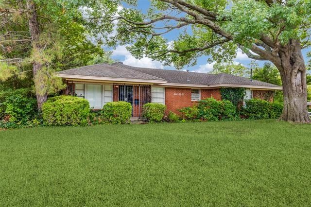 Building Photo - 6606 E Mockingbird Ln