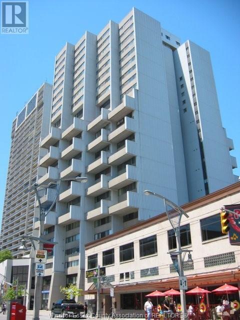Building Photo - 380 Pelissier St