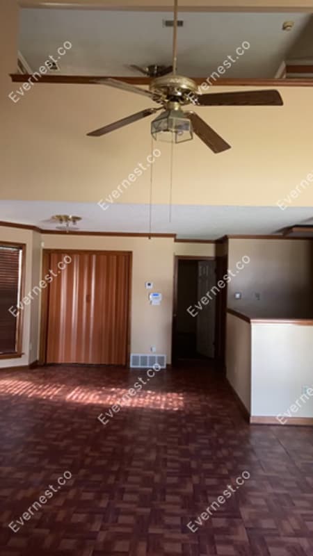 Building Photo - 5966 Mapletree Cove
