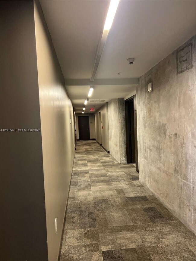 Foto del edificio - 3470 E Coast Ave