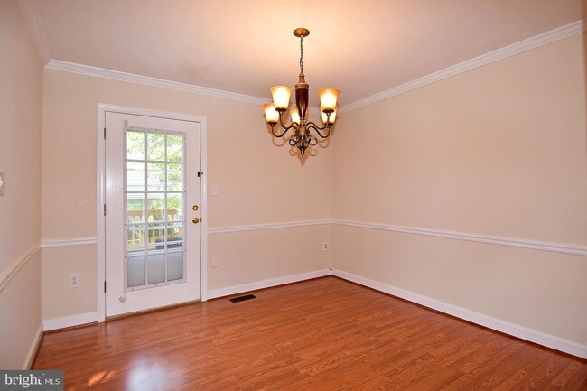 Building Photo - 6024 Crown Royal Cir