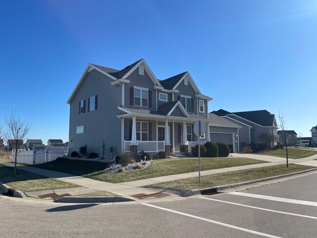 Foto del edificio - 113 Alton Dr