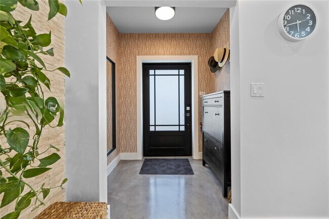Foto del edificio - 351 NE 98th St
