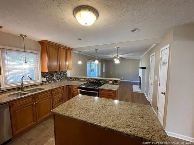 Building Photo - 2701 Trenton Rd