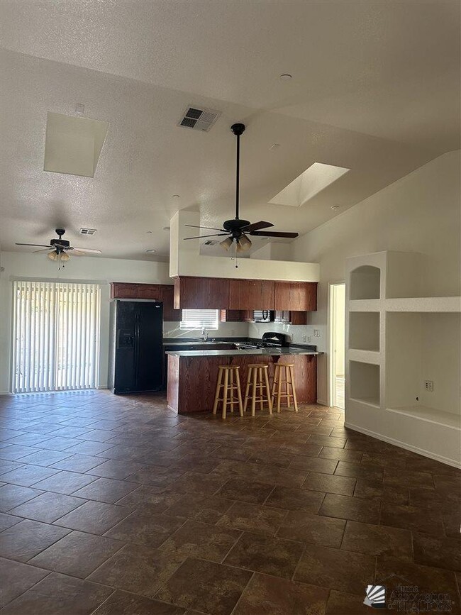 Building Photo - 3182 S Ragen Dr