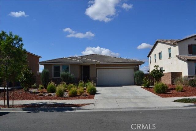 Foto del edificio - 3012 Sawmill Dr