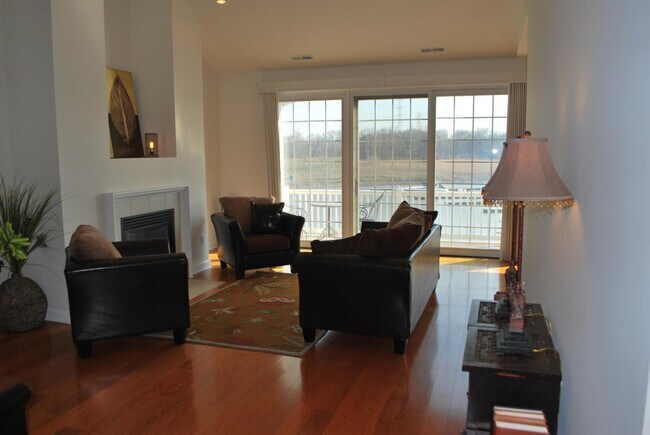 Building Photo - 6095 S Dune Harbor Drive