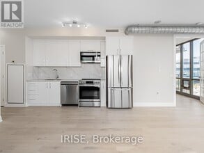 Building Photo - 33 Mill St