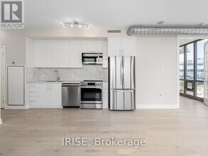 Building Photo - 33 Mill St