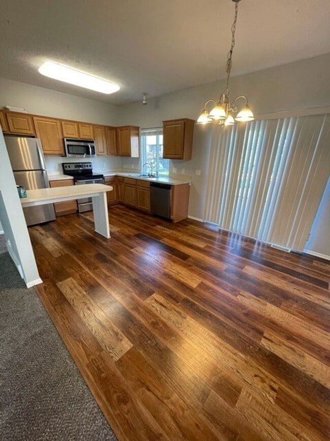 Foto del edificio - Beautifully Updated Papillion Townhome Nea...