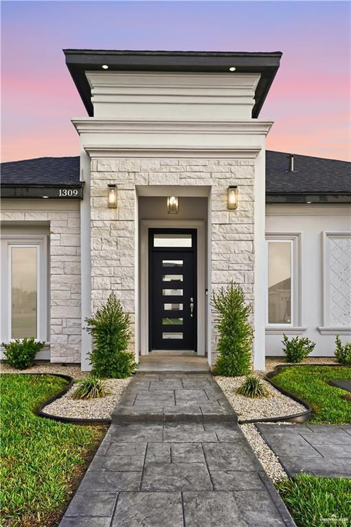 Building Photo - 18 East St