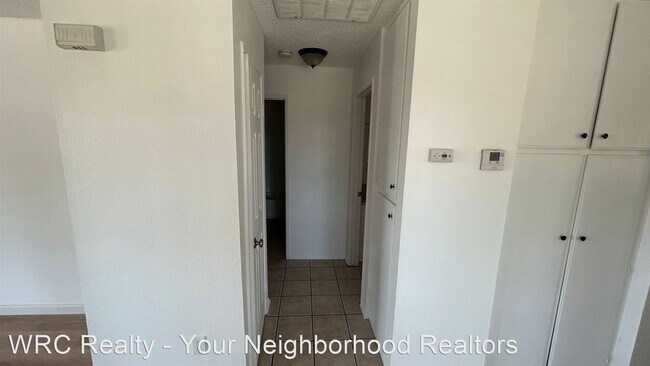 Building Photo - 2 br, 2 bath House - 1212 Oxford Dr #C